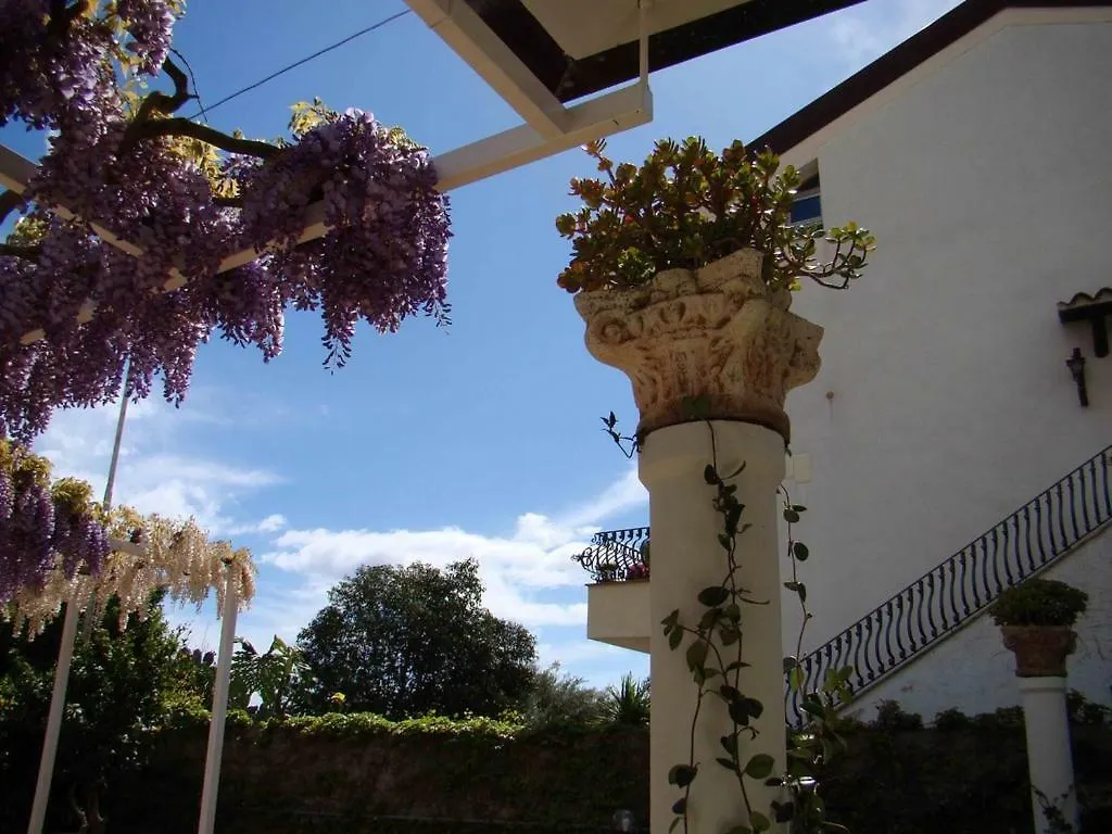 Holiday home Casa Vacanze Villa Angelina Giardini Naxos